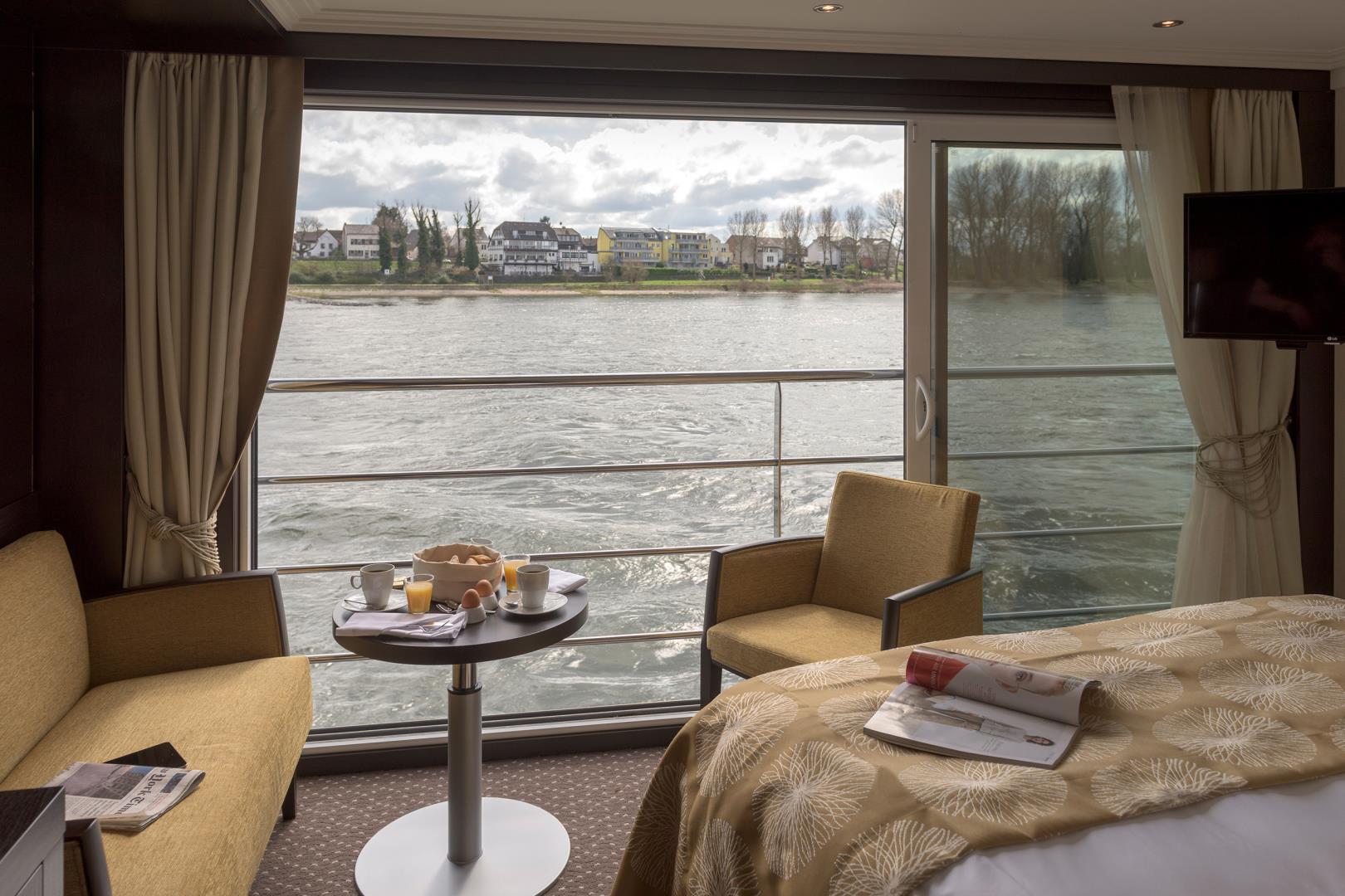 The Rhine & Moselle: Canals, Vineyards & Castles With 1 Night In Amsterdam & 2 Nights In Paris